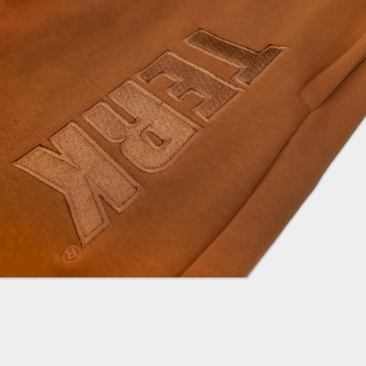 SADDLE SOLID SWEAT SHORTS WITH TAN TERK EMBROIDERED LOGO