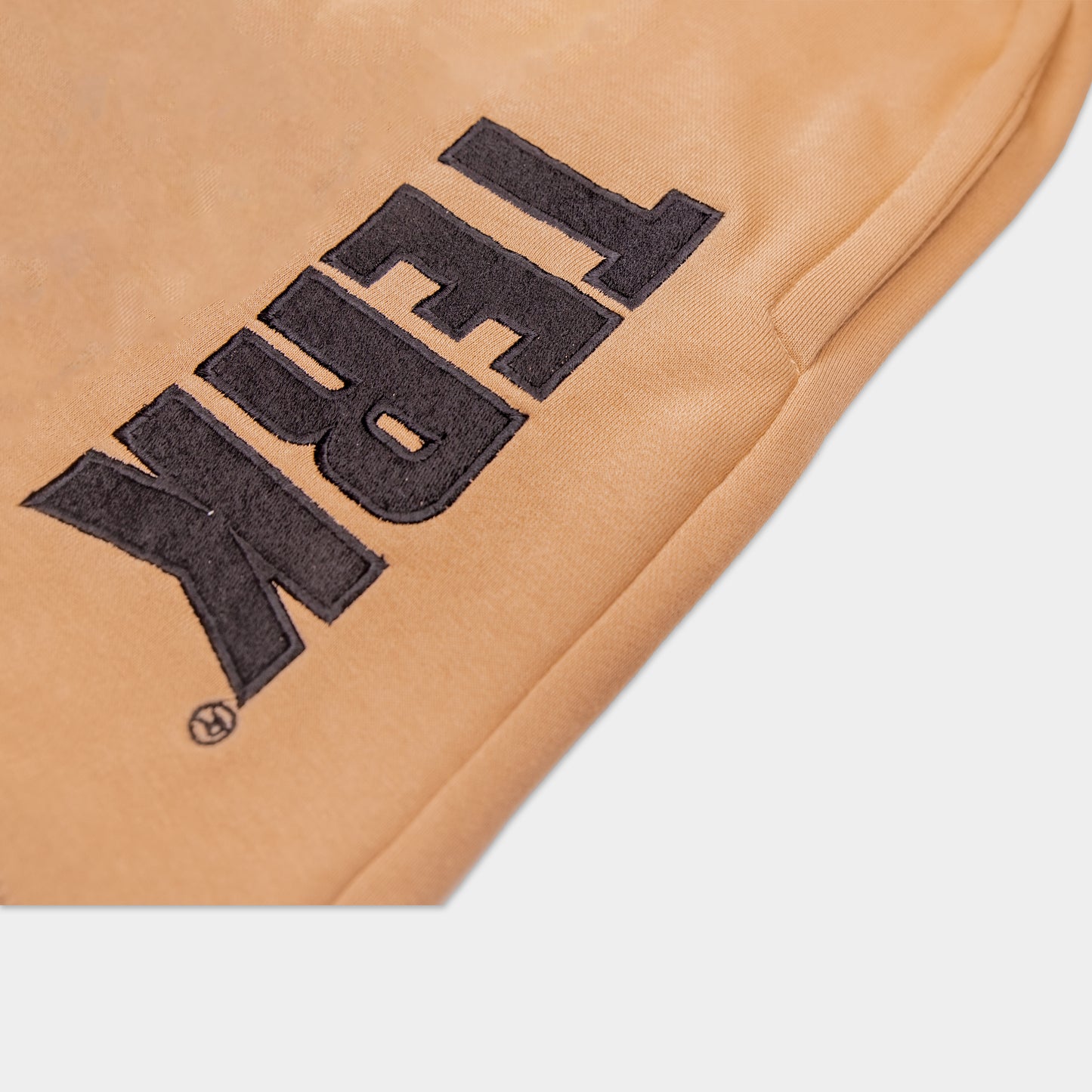 CAMEL SOLID SWEAT SHORTS WITH BLACK TERK EMBROIDERED LOGO