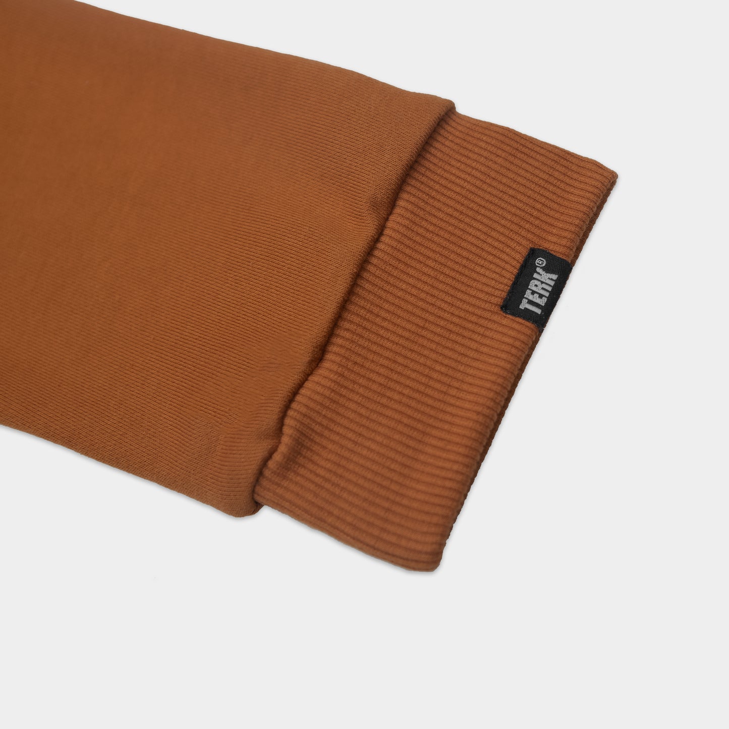 TAN TERK SADDLE CREWNECK WITH EMBROIDERED LOGO